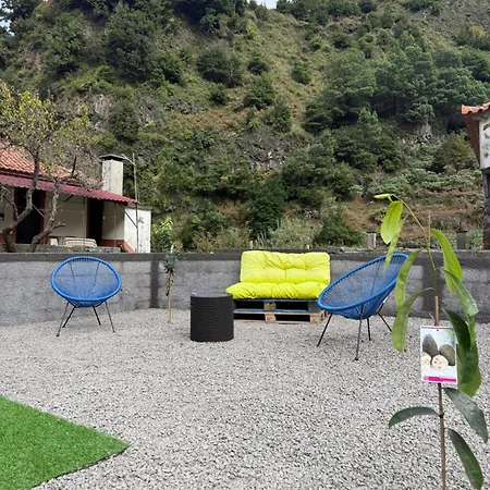 Roots Guesthouse- B Appartement